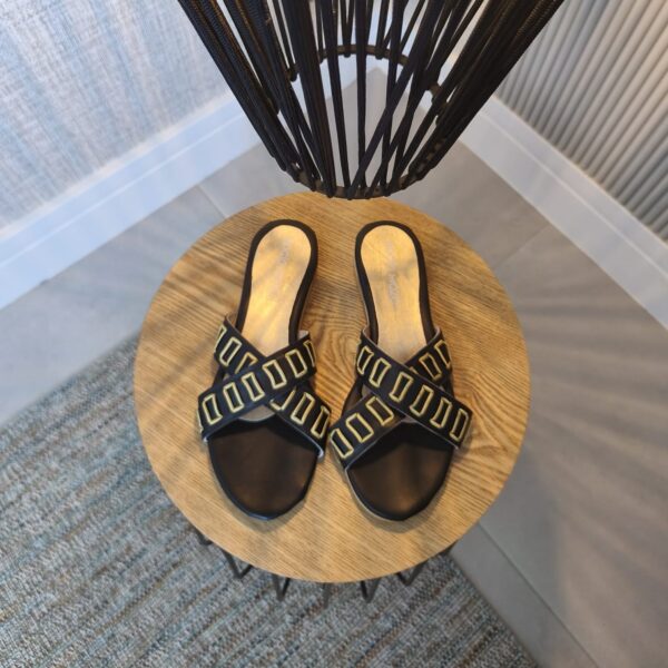 SANDALIAS BIARRITZ NEGRAS ROCIO MOZO CUADRADA
