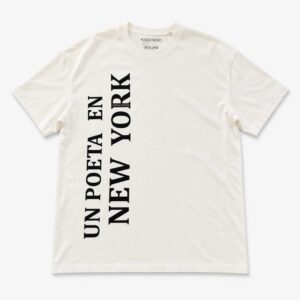 Camiseta 'Un poeta en NY' blanco roto