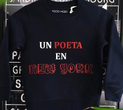 SUDADERA UN POETA NY NIÑO MARINO. CAPSULA POESIA.ROCIO MOZO (2)