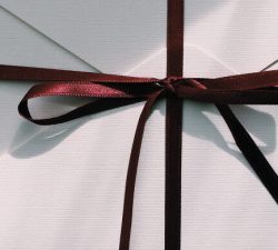 TARJETA REGALO 100 ROCIO MOZO base sin texto